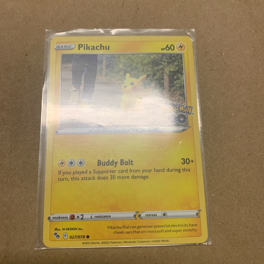 Pikachu Pokémon Trading Card